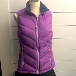 Mountain hardwear vest